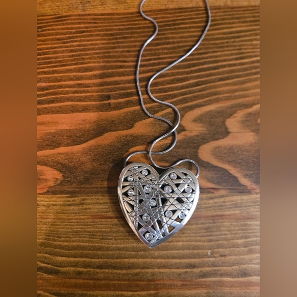 Brighton NAZCA Large Heart Lobster Claw Necklace - Picture 3 of 5